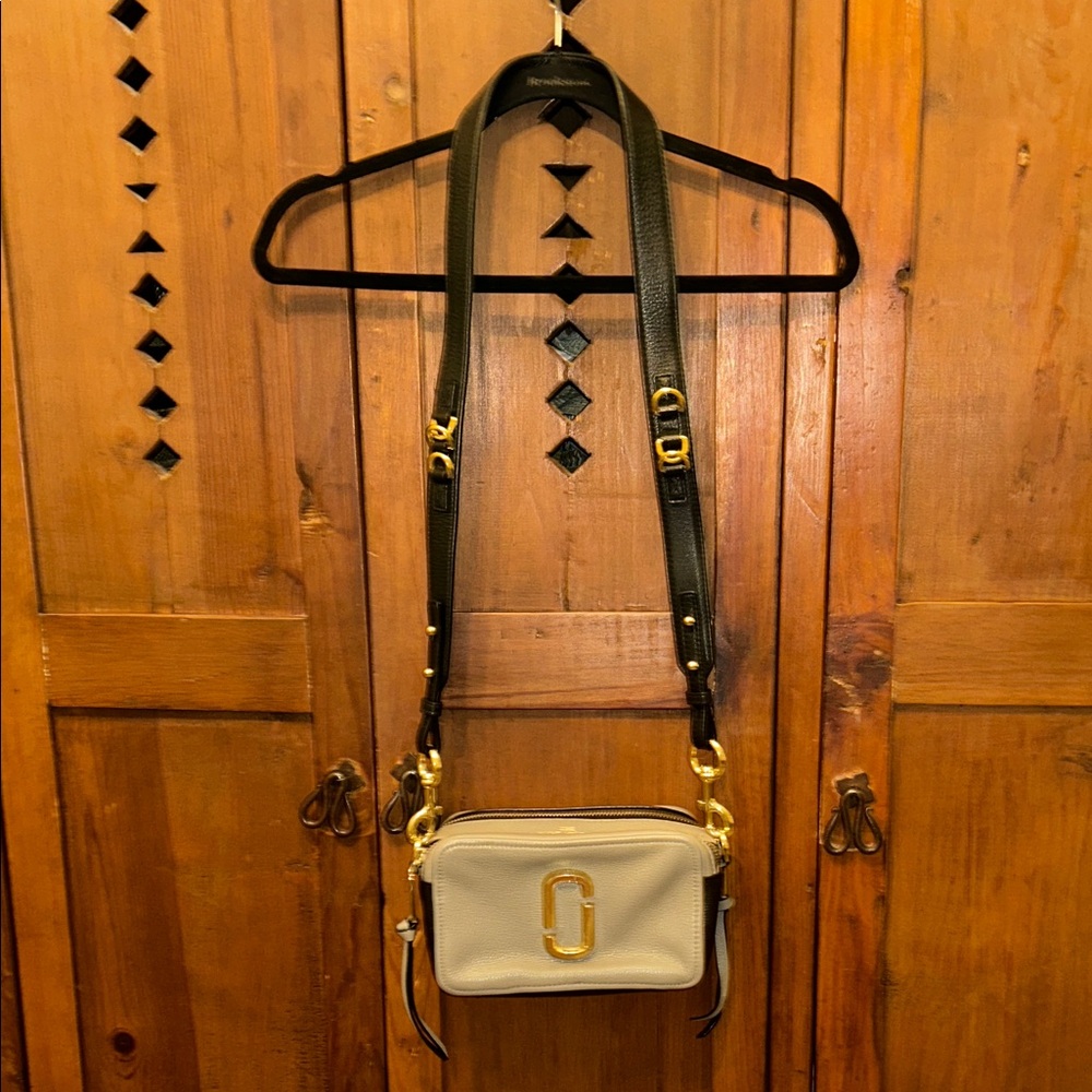 Marc Jacobs Softshot Leather Camera Crossbody in Cement and Black